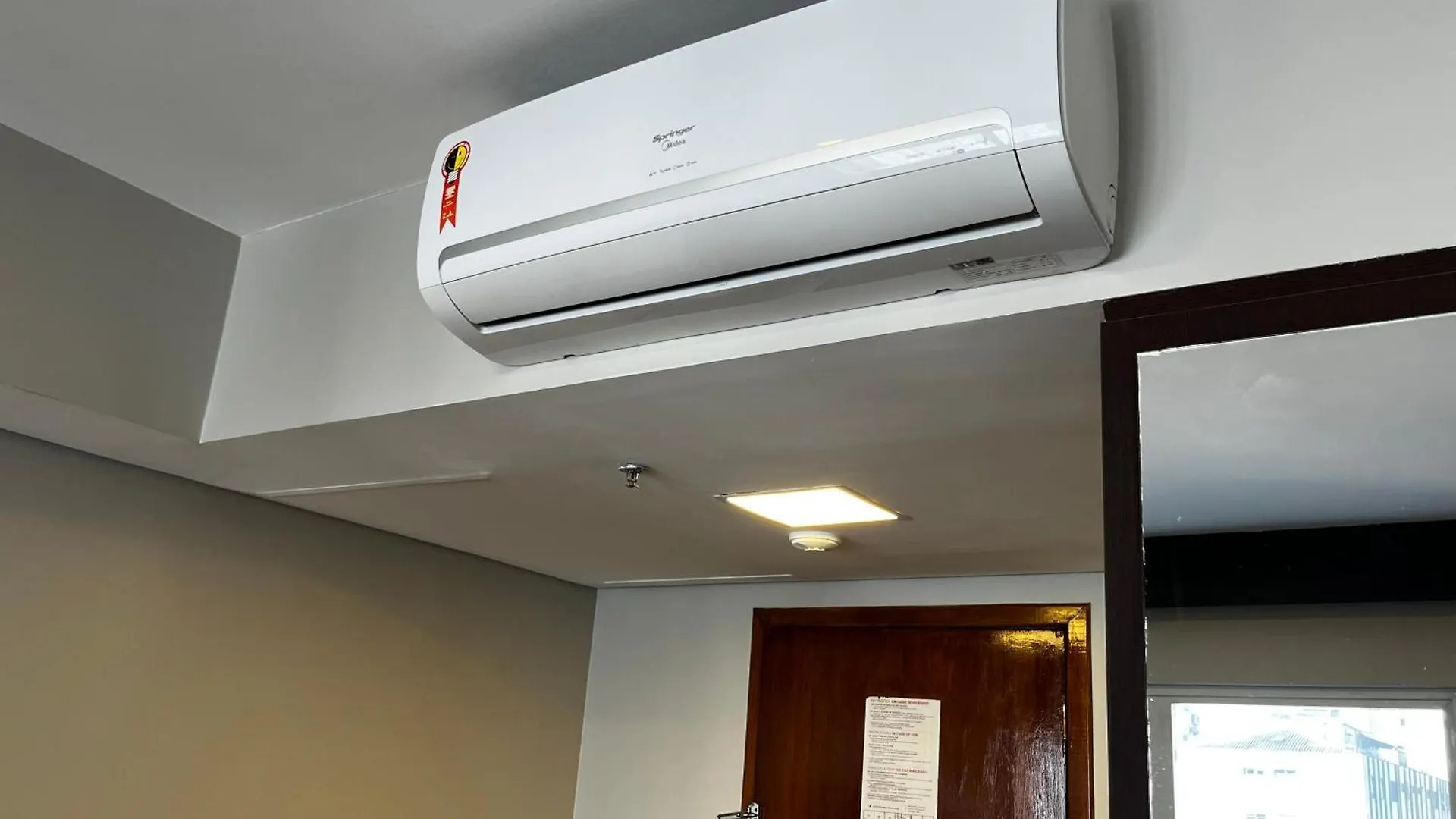 Flat Merc Bela Vista- Beneficencia Portuguesa Com Garagem 1402 Sao Paulo Apartment